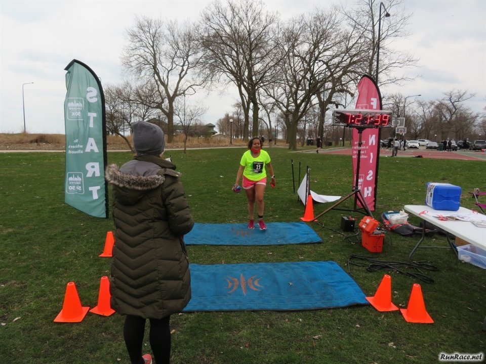 Chicago Lakefront Ultras 50K - by Bill Thom