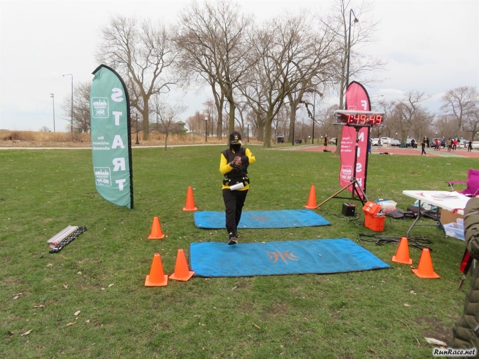 Chicago Lakefront Ultras 50K - by Bill Thom