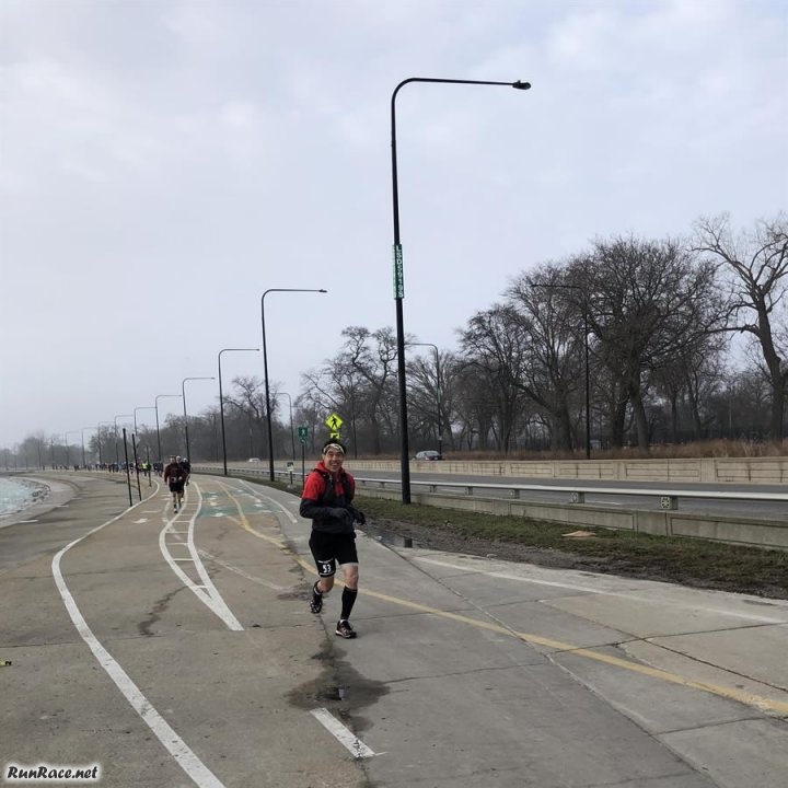 Chicago Lakefront Ultras 50K - photo: Jeff Fleitz