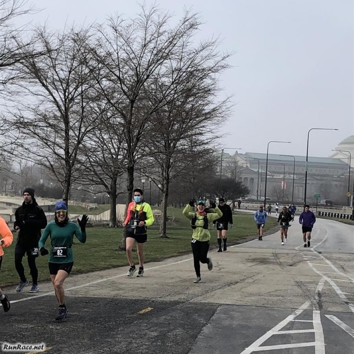 Chicago Lakefront Ultras 50K - photo: Jeff Fleitz