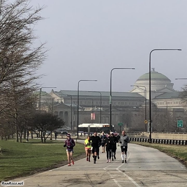 Chicago Lakefront Ultras 50K - photo: Jeff Fleitz