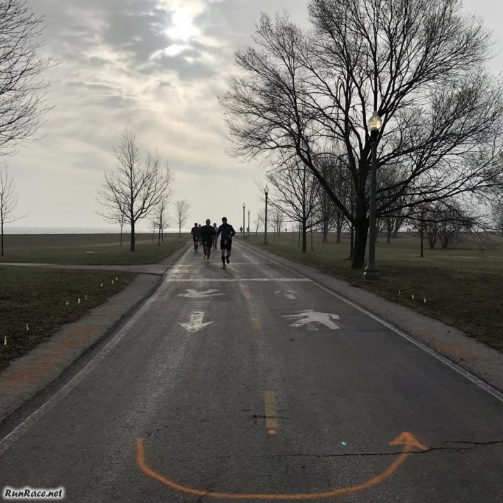 Chicago Lakefront Ultras 50K - photo: Jeff Fleitz