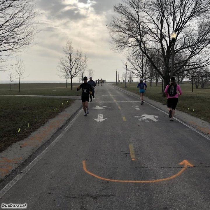Chicago Lakefront Ultras 50K - photo: Jeff Fleitz