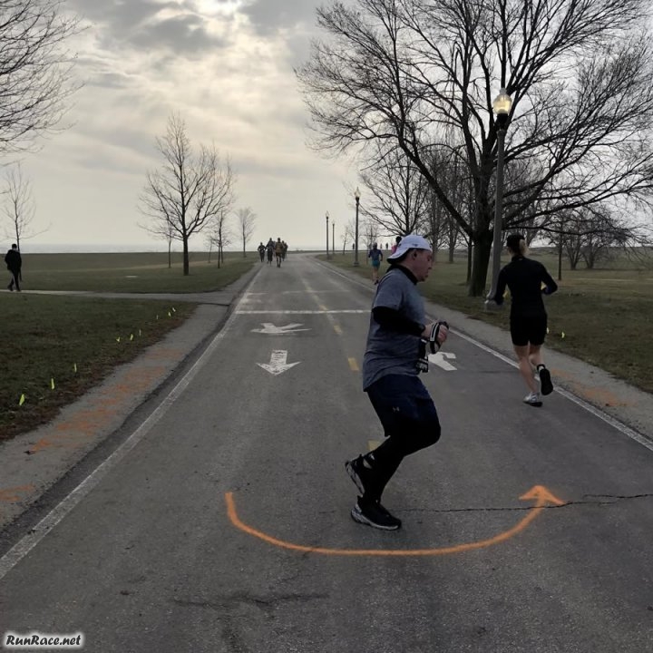 Chicago Lakefront Ultras 50K - photo: Jeff Fleitz