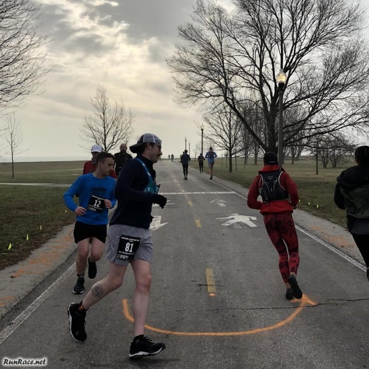 Chicago Lakefront Ultras 50K - photo: Jeff Fleitz