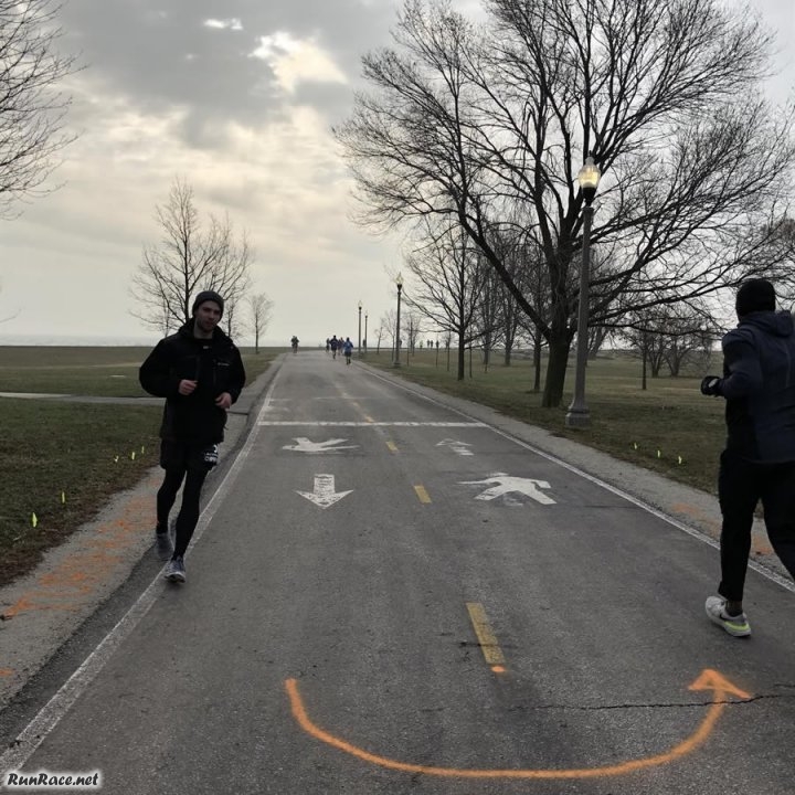 Chicago Lakefront Ultras 50K - photo: Jeff Fleitz