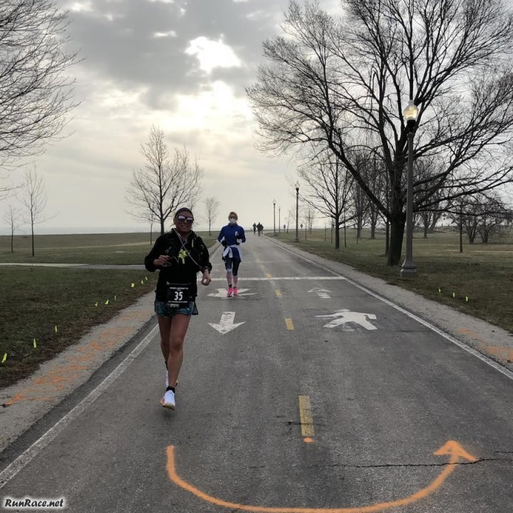 Chicago Lakefront Ultras 50K - photo: Jeff Fleitz