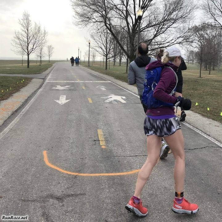 Chicago Lakefront Ultras 50K - photo: Jeff Fleitz
