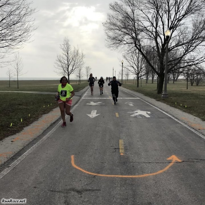 Chicago Lakefront Ultras 50K - photo: Jeff Fleitz