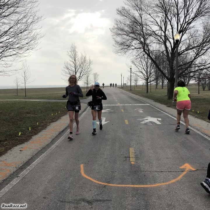 Chicago Lakefront Ultras 50K - photo: Jeff Fleitz