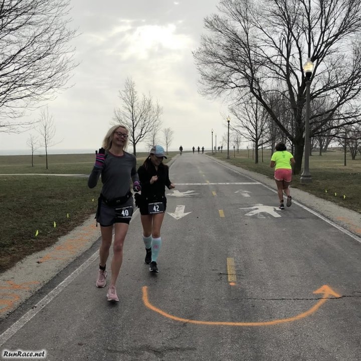 Chicago Lakefront Ultras 50K - photo: Jeff Fleitz