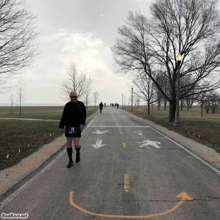 Chicago Lakefront Ultras 50K - photo: Jeff Fleitz