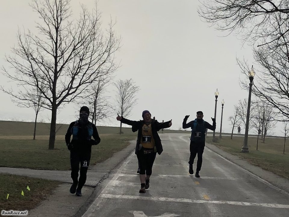 Chicago Lakefront Ultras 50K - photo: Jeff Fleitz