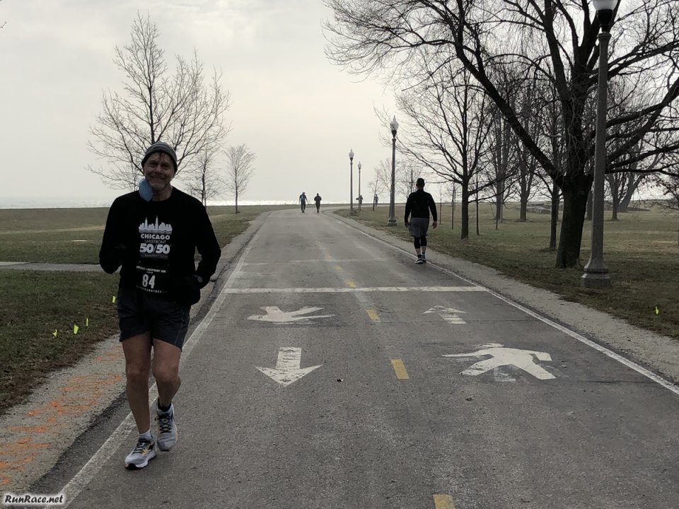 Chicago Lakefront Ultras 50K - photo: Jeff Fleitz
