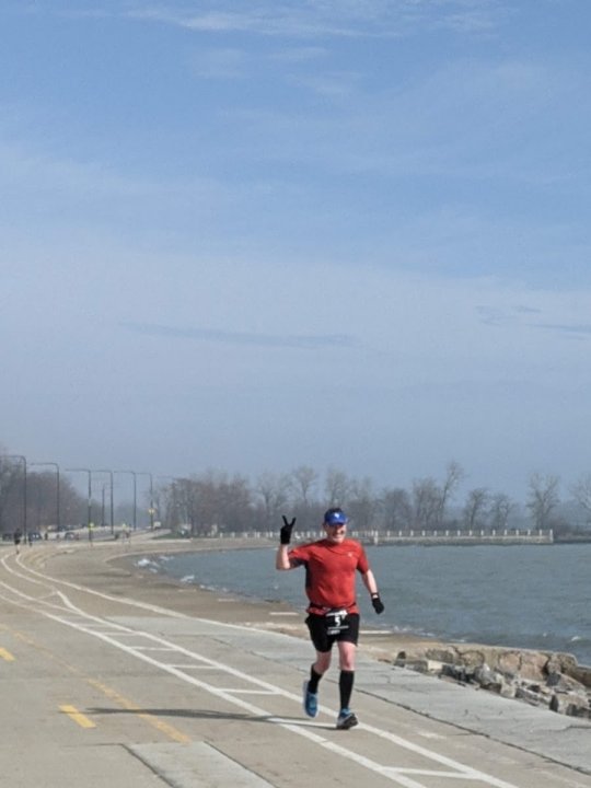 Chicago Lakefront Ultras 50K - photo: Rosalie Shyu