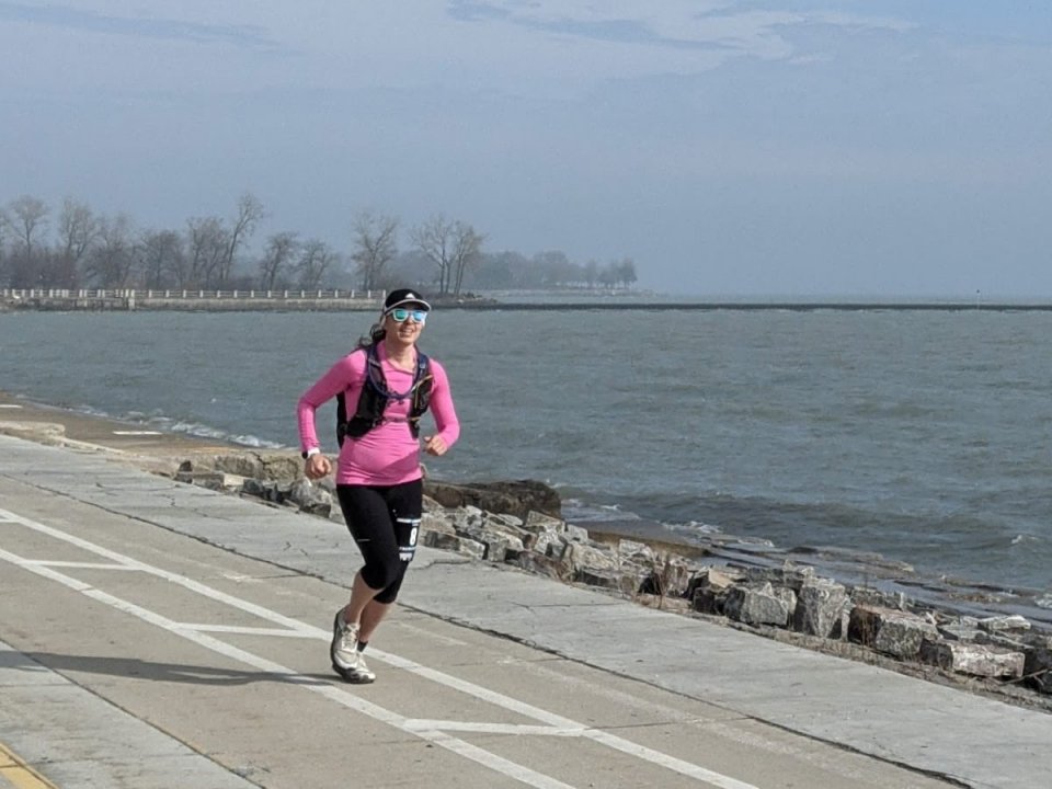 Chicago Lakefront Ultras 50K - photo: Rosalie Shyu