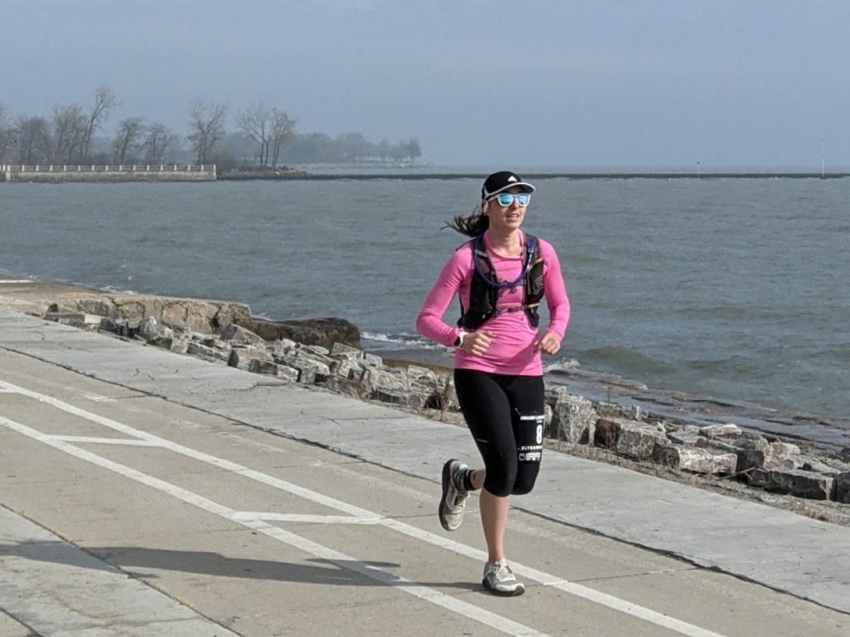 Chicago Lakefront Ultras 50K - photo: Rosalie Shyu