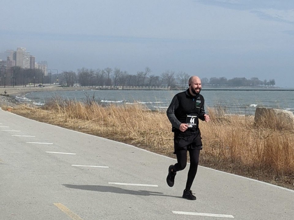 Chicago Lakefront Ultras 50K - photo: Rosalie Shyu