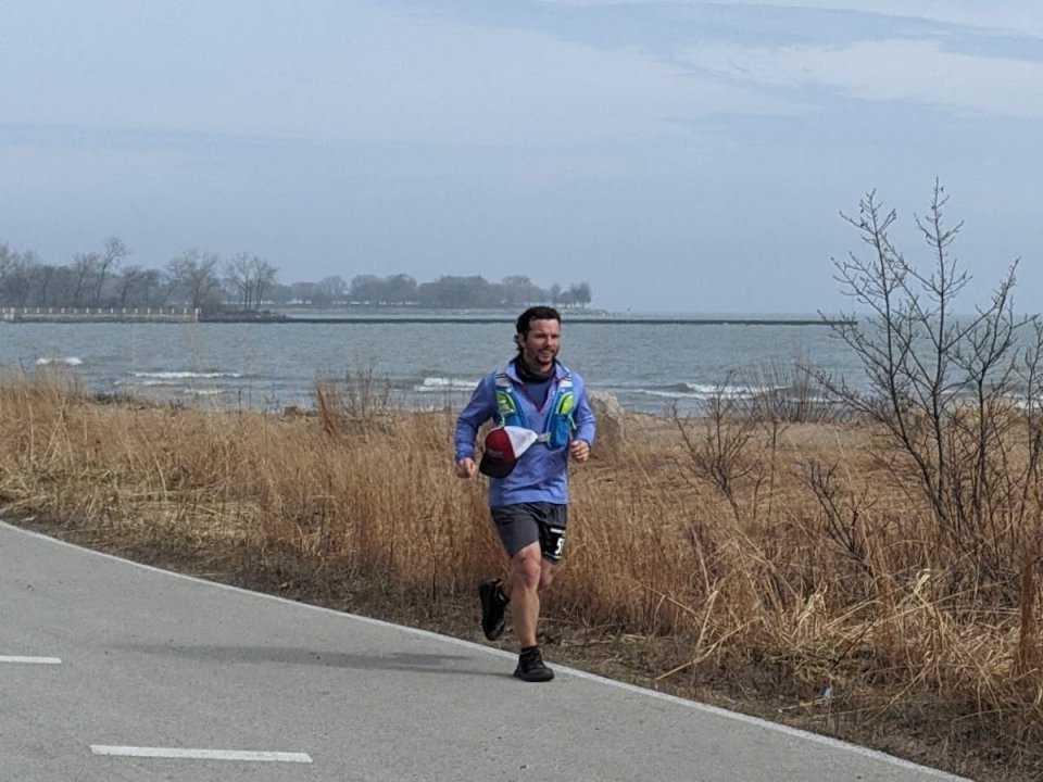 Chicago Lakefront Ultras 50K - photo: Rosalie Shyu