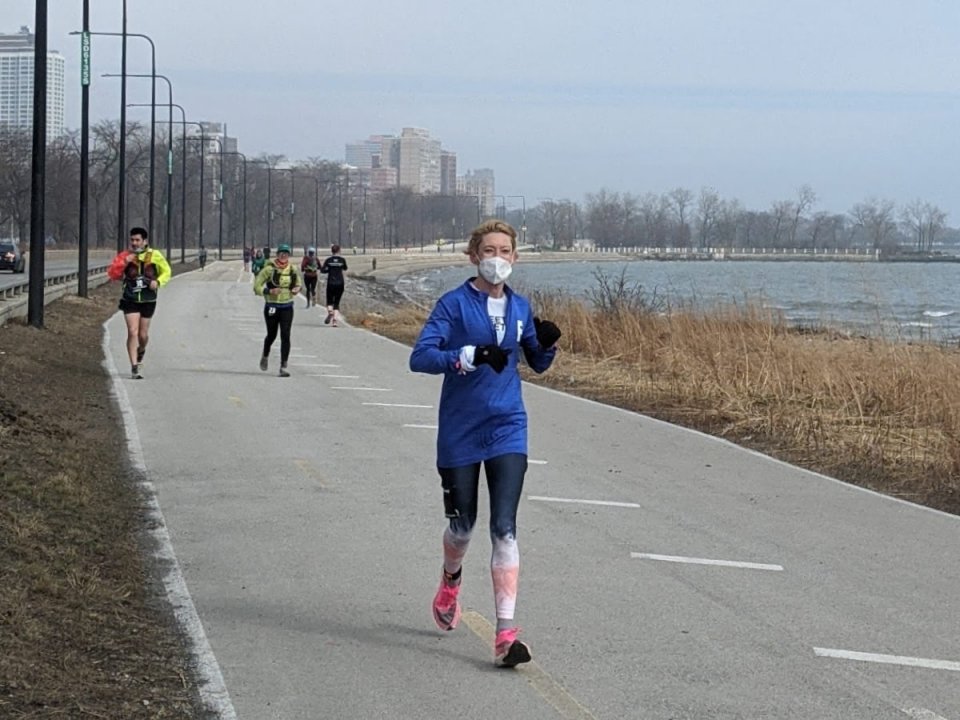 Chicago Lakefront Ultras 50K - photo: Rosalie Shyu