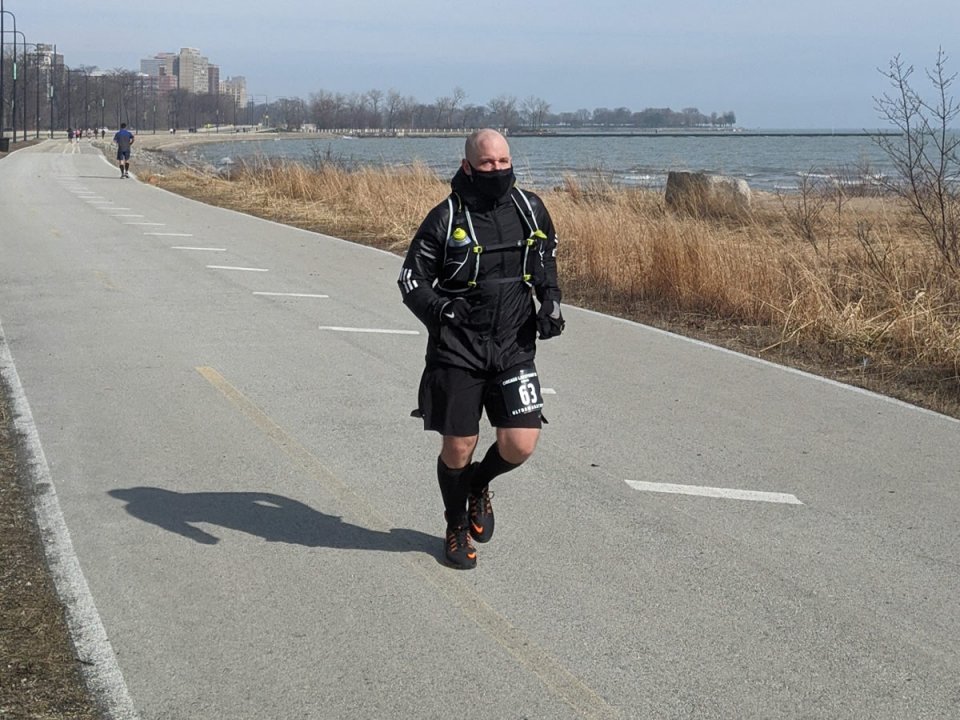 Chicago Lakefront Ultras 50K - photo: Rosalie Shyu