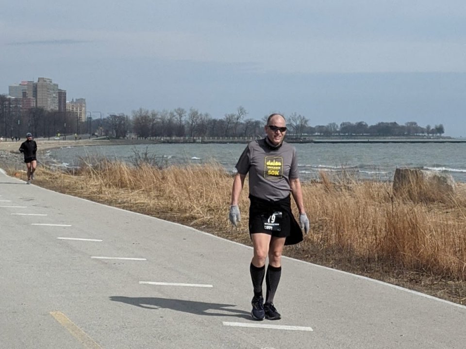 Chicago Lakefront Ultras 50K - photo: Rosalie Shyu