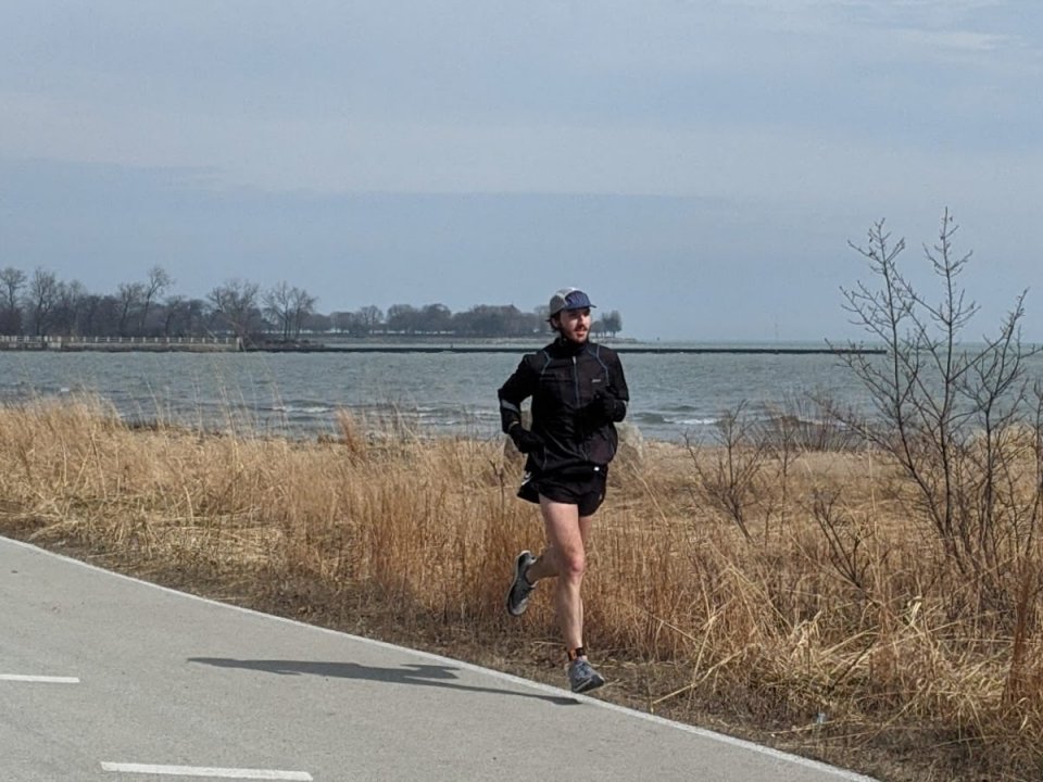 Chicago Lakefront Ultras 50K - photo: Rosalie Shyu