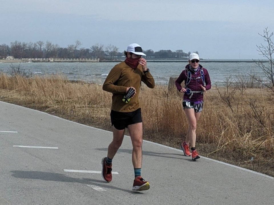 Chicago Lakefront Ultras 50K - photo: Rosalie Shyu