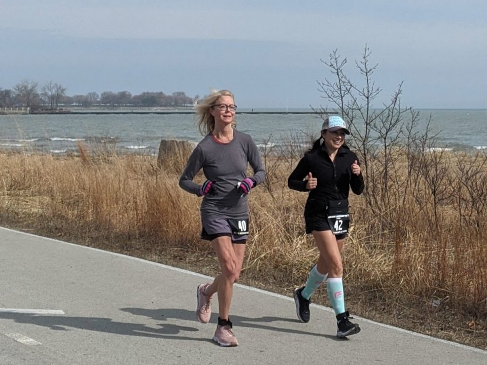 Chicago Lakefront Ultras 50K - photo: Rosalie Shyu