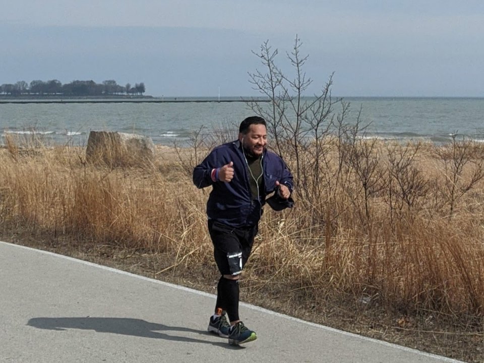 Chicago Lakefront Ultras 50K - photo: Rosalie Shyu