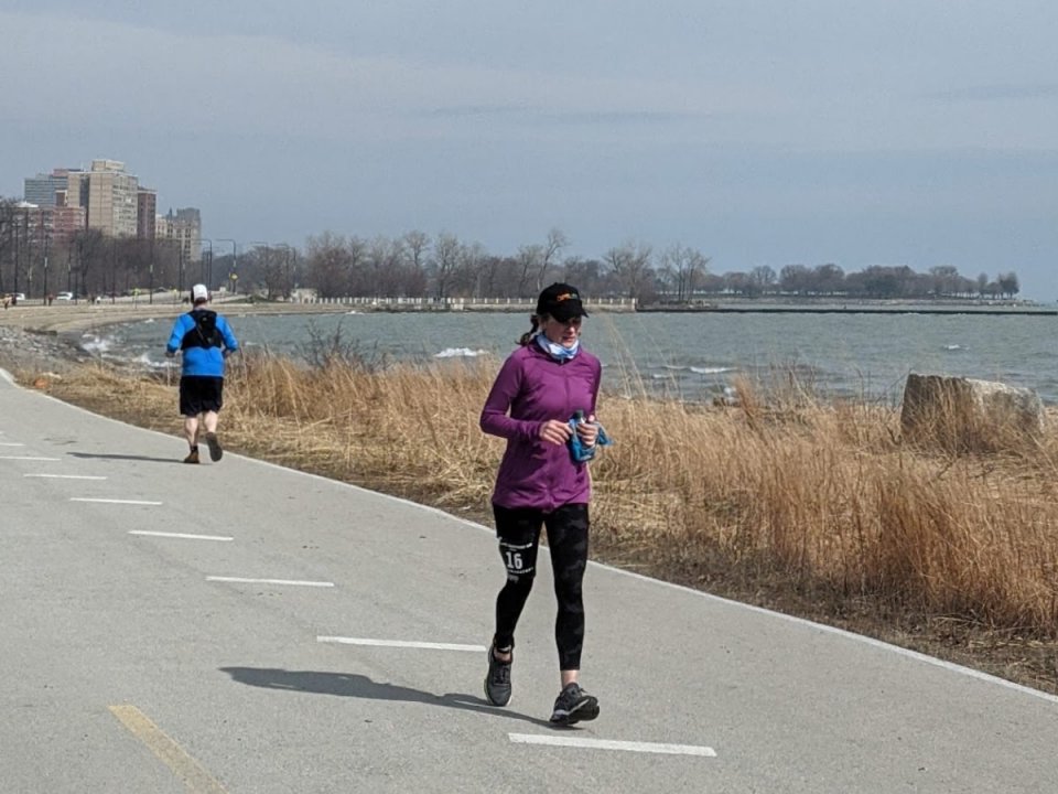 Chicago Lakefront Ultras 50K - photo: Rosalie Shyu