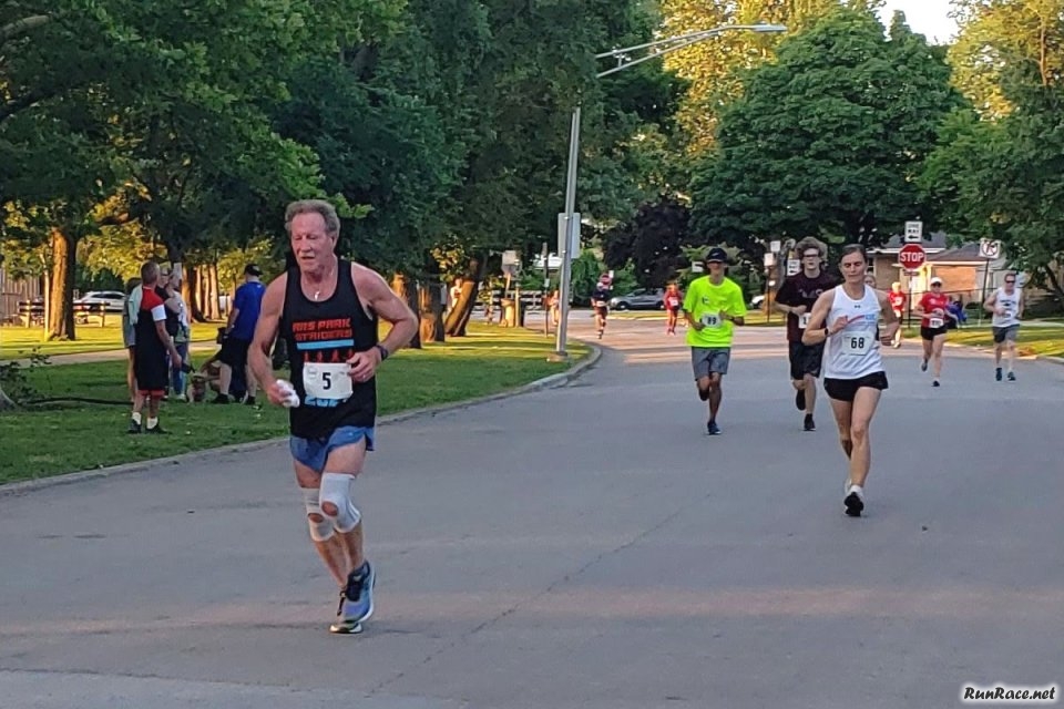 Eleventh Annual Chicago Full Moon Run - July 13, 2022