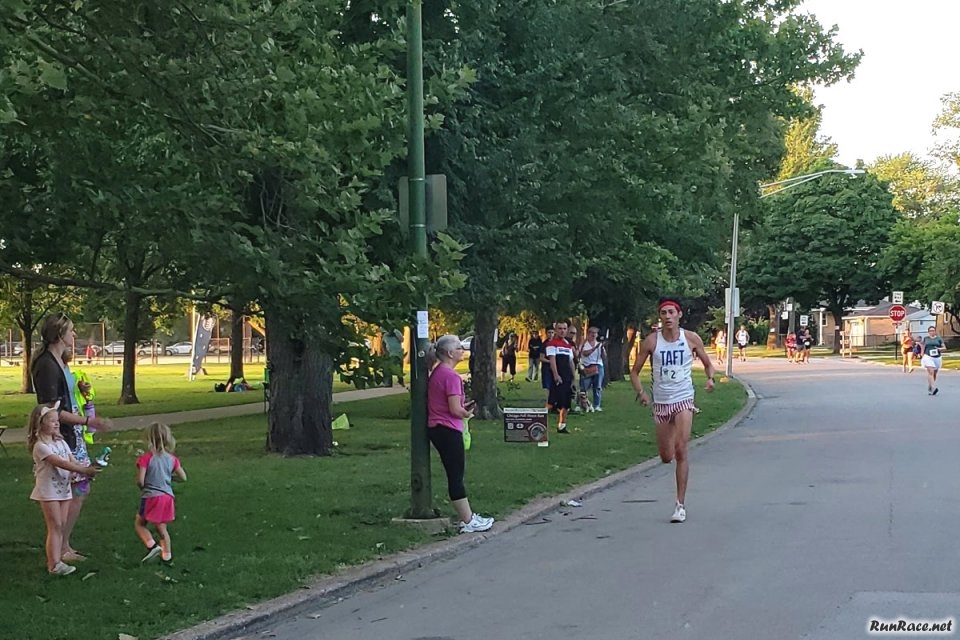 Eleventh Annual Chicago Full Moon Run - July 13, 2022
