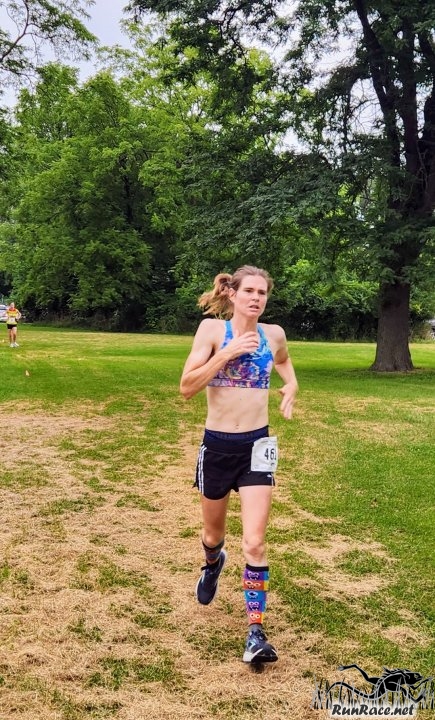 Terra Sans Pave : Race Action : Michelle's Phone