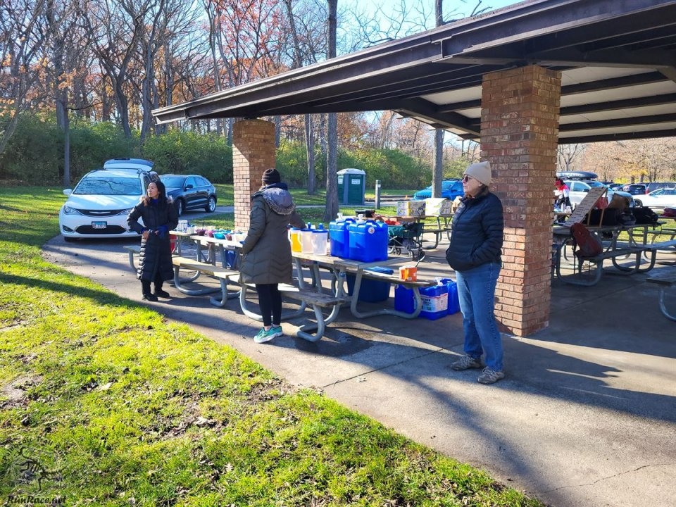 Action at Palos Park Woods North Start/Finish Area...