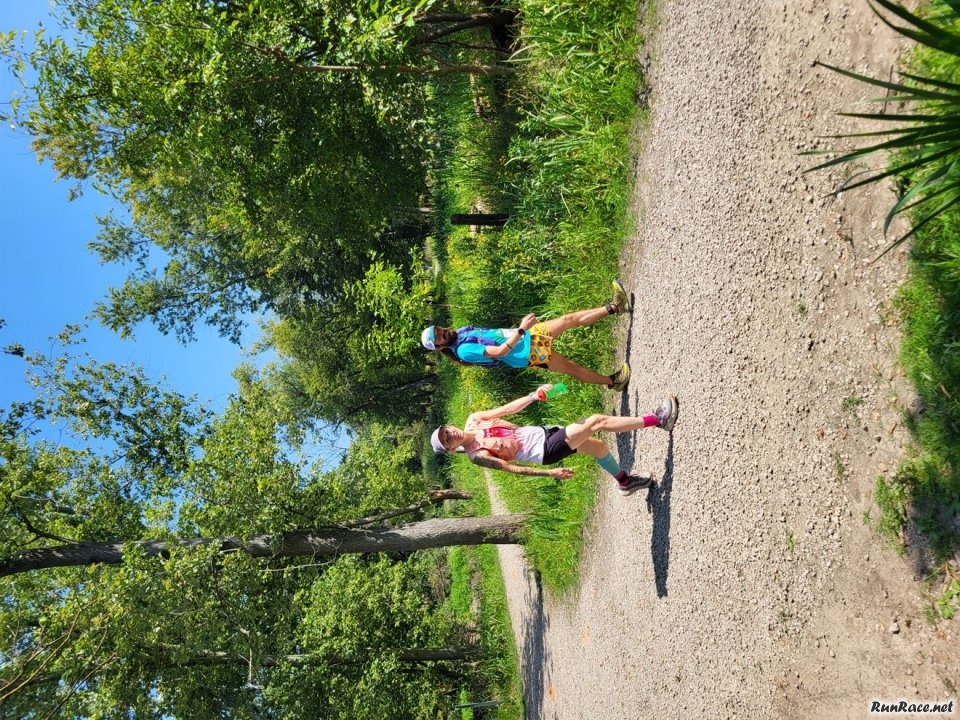 Action on the Trails of Terra Sans Pave