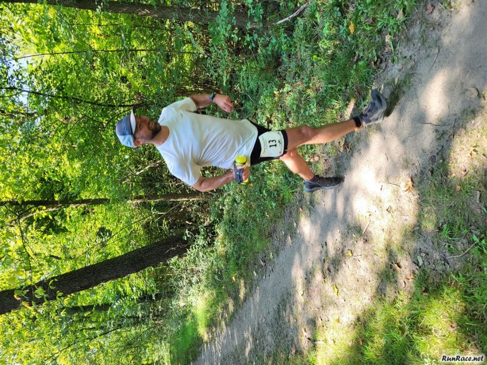 Action on the Trails of Terra Sans Pave