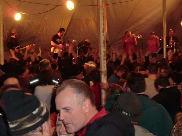 Saturday February 19, 2011 : Post-race Tent Party