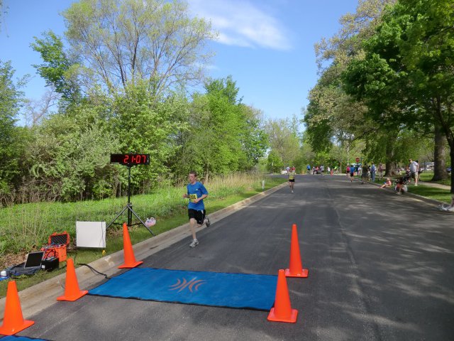 "Hoof it for Haiti - 5K Main Event" : Sunday May 22, 2011