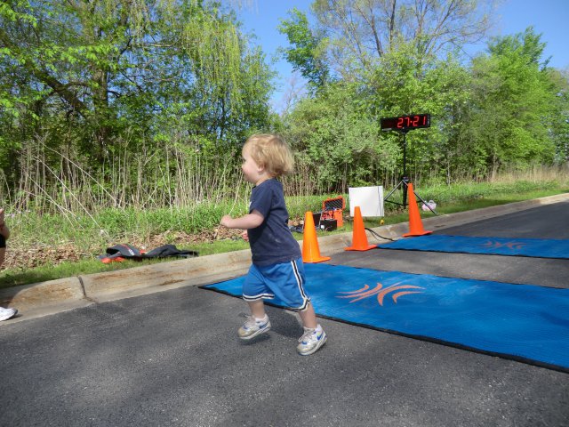 "Hoof it for Haiti - 5K Main Event" : Sunday May 22, 2011